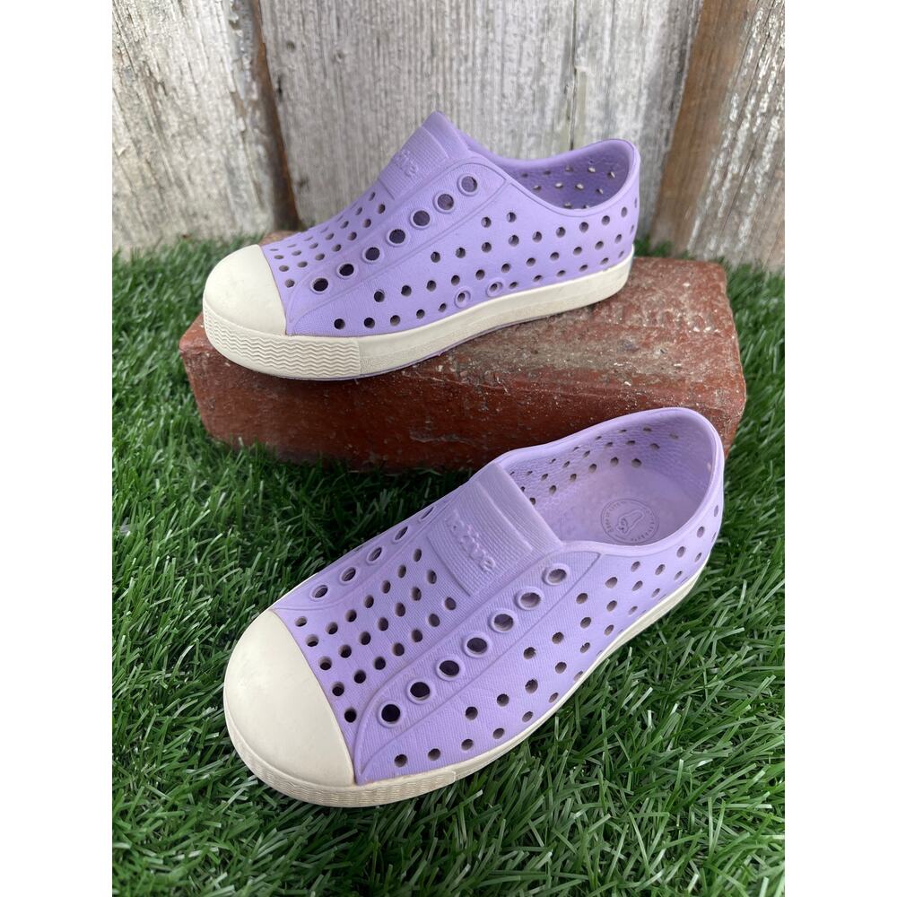 Native Jefferson Light Purple Lilac Slip On Kids Shoes C8